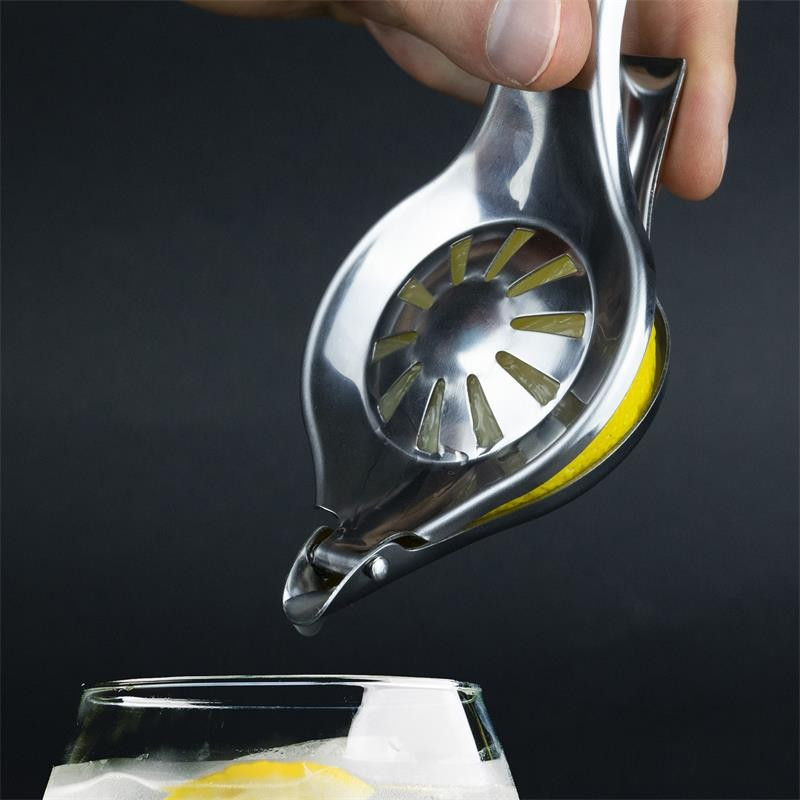 PRESSE-CITRON INOX 12CM