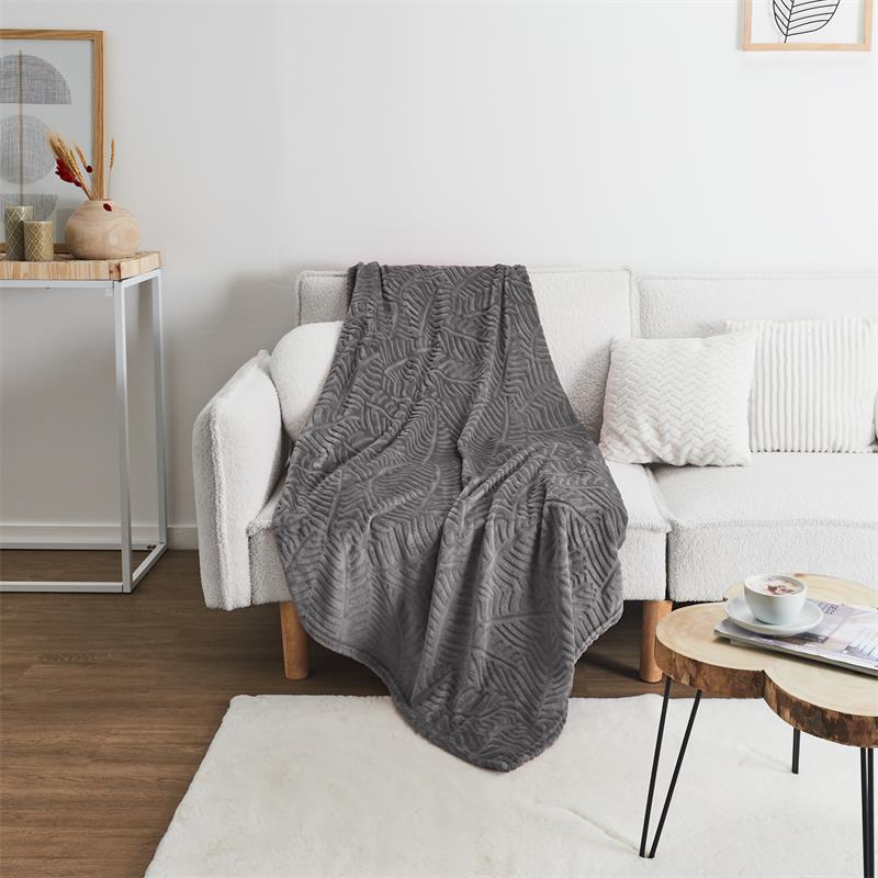 PLAID FLANELLE EMBOSSE GRIS FONCE 150X200CM